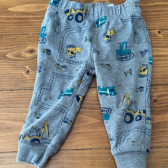 Carter's infant Black, Camo, Gray Construction Joggers Set - Picture 10 of 12